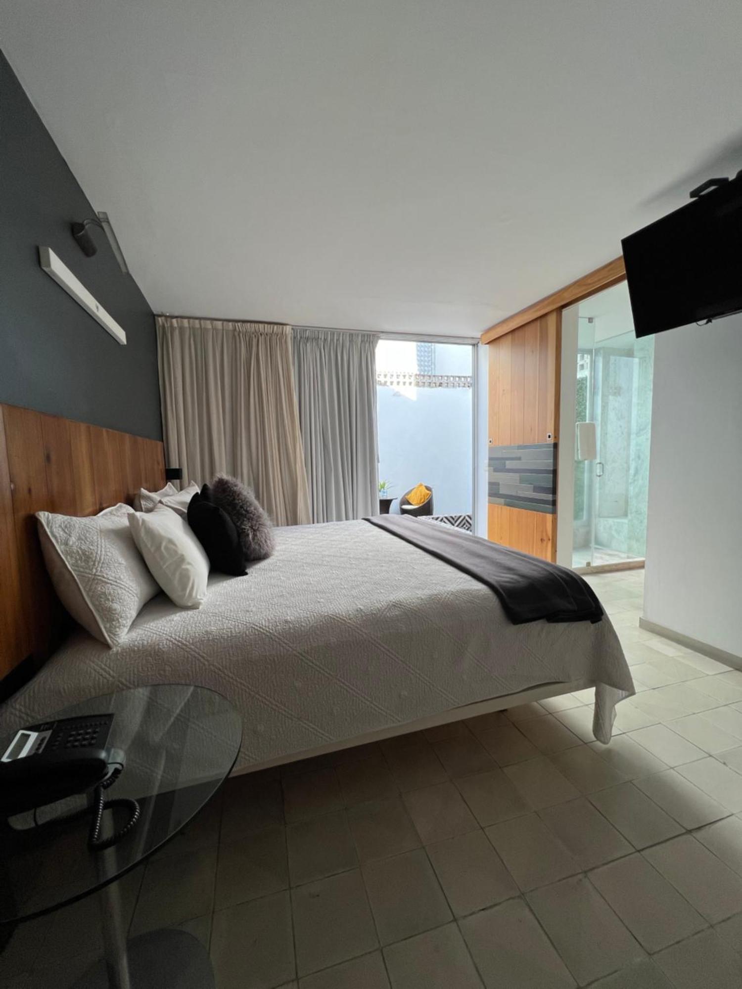 Hotel Clarum 101 Zapopan Bagian luar foto