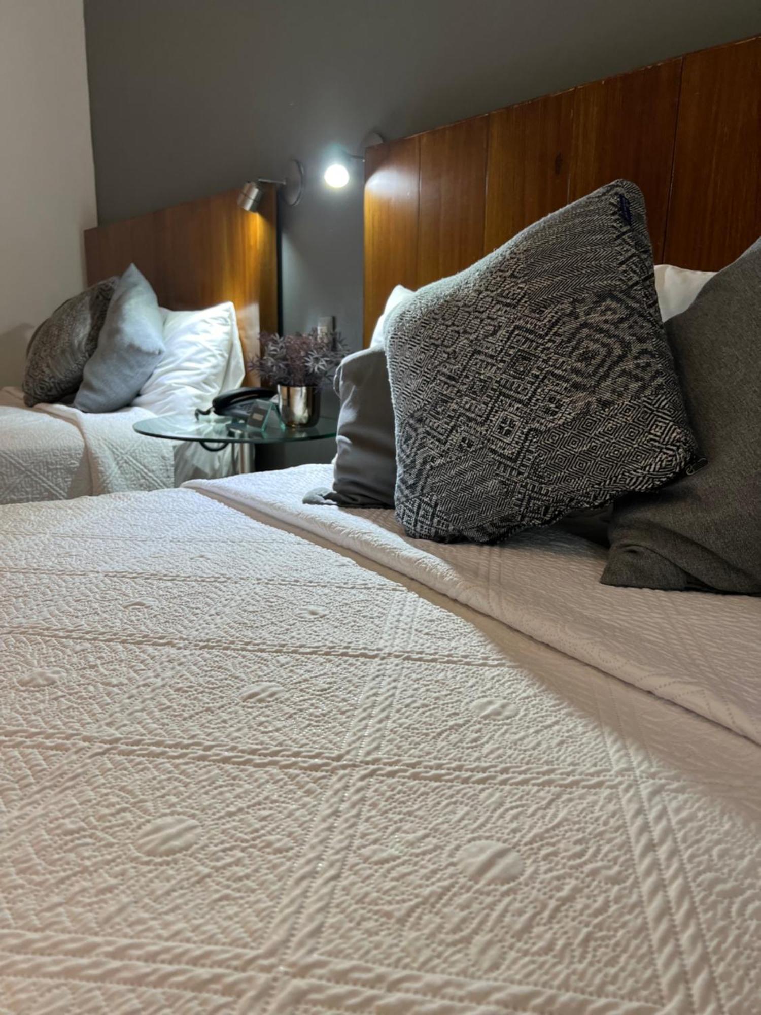 Hotel Clarum 101 Zapopan Bagian luar foto