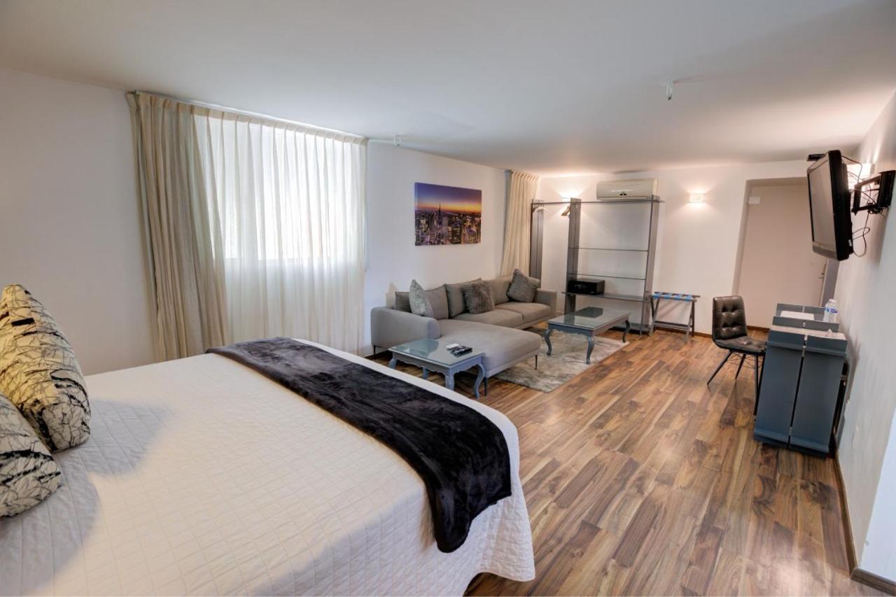 Hotel Clarum 101 Zapopan Bagian luar foto